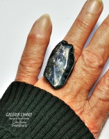 Kianit, kyanit, cyjanit wielki pierścień dla kochającej unikaty i wspaniały minerał kianit. Rewelacyjny rezent
